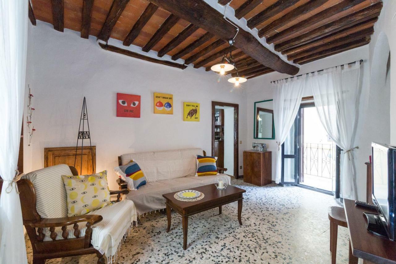 Art Rebus Tower In Tuscany Apartment Radda in Chianti Exterior photo